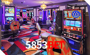 Descubra o Mundo do Cassino Online com 5853Bet
